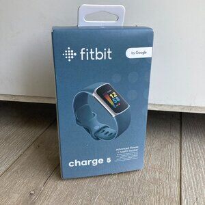 FitBit Charge 5
